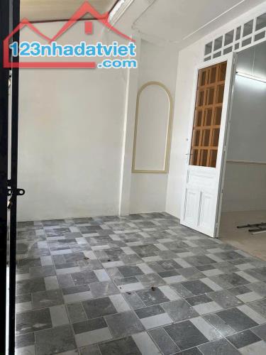 Bán nhà cấp 4 ở Phan Văn Hớn Xuân Thới Thượng 5x17 88m2 730 TRIỆU, SHR - 4