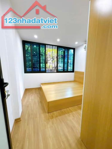 BÁN NHÀ TẬP THỂ THÁI HÀ, ĐỐNG ĐA, T2, MẶT PHỐ, 70M2, 4 NGỦ, 2 THOÁNG, 2.98TỶ. - 1