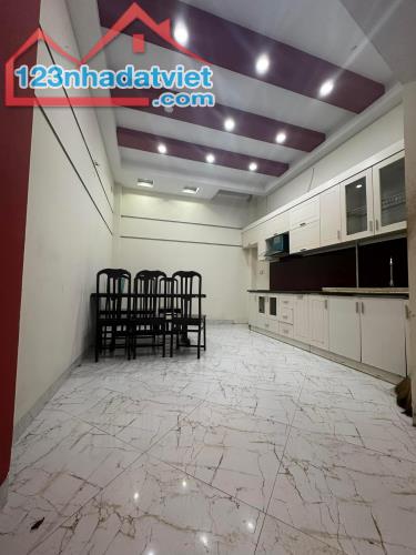 Bán Nhà ,Cầu Giấy,Mặt ngõ Oto,kinh doanh,DT: 46m2 x 5Tầng,Giá 13.5 tỷ - 3