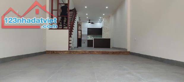 MẶT NGÕ TO NHƯ PHỐ BÙI HUY BÍCH, HOÀNG MAI, PL Ô TÔ KINH DOANH ĐỈNH, 60M2 x 4T GIÁ 16 TỶ - 2