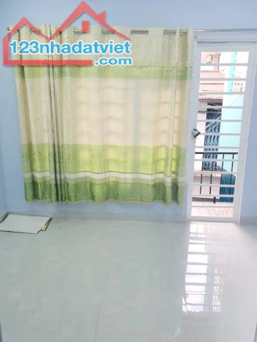 Nhà mới 2 tầng hẻm thông 1491 Phạm Thế Hiển P6Q8. Gá 2,75 tỷ TL - 1