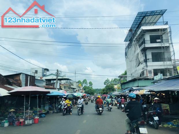 CẦN TIỀN NUÔI BÒ BÁN 2200M2 ĐẤT MT TỈNH LỘ SÁT CHỢ, TRƯỜNG HỌC DÂN ĐÔNG GIÁ 270 TR - 2