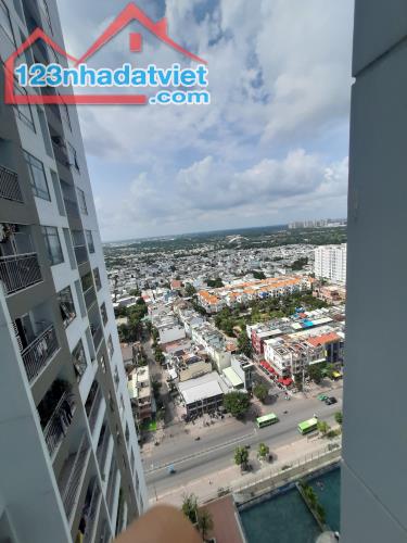 Bán căn 2PN1WC Block B diện tích 59m2, view hồ bơi giá 3.92 tỷ đã vat Central Premium Q8 - 4