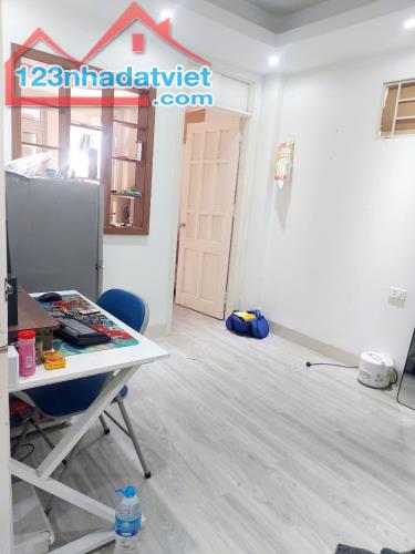 Cho thuê chung cư mini Vương Thừa Vũ 35m2, 5 Triệu - Full đồ - vào luôn