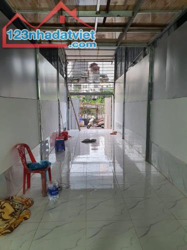 Cho Thuê nhà cấp 4 Vạn Phúc, Hà Đông, diện tích 70m2 có gác sép rộng - 3