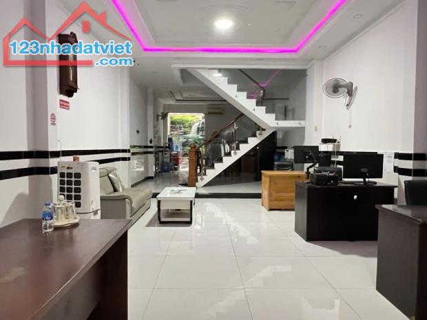 MẶT TIỀN VIP LÊ VĂN KHƯƠNG - NGANG 5.3M, 180M2, 4 TẦNG - PHÙ HỢP KINH DOANH ĐA NGÀNH. - 2