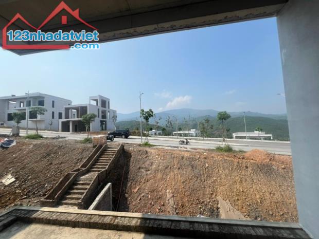 Bán Biệt thự xây thô - Lâm Sơn, Hoà Bình. 1000m2; 4 tầng; MT 20m; giá 19.5 tỷ   💎 - 2