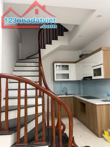 BÁN NHÀ YÊN HÒA, NGÕ THÔNG THOÁNG, DIỆN TÍCH 28M2, 5 TẦNG, MT 2.8M, 6 TỶ - 2