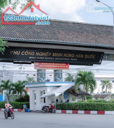 NGỘP TIỀN BÁN LỖ GÓC 2 MT 2200M2 ĐẤT THỔ CƯ SHR MT ĐƯỜNG LỚN CẠNH CHỢ, ỦY BAN GIÁ 260 TR - 2