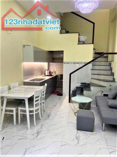 NHÀ QUẬN 1 SÁT MẶT TIỀN NGUYỄN VĂN NGUYỄN, HẺM 3M THÔNG, KINH DOANH, ~30M2 4 TẦNG 5 TỶ HƠN - 2