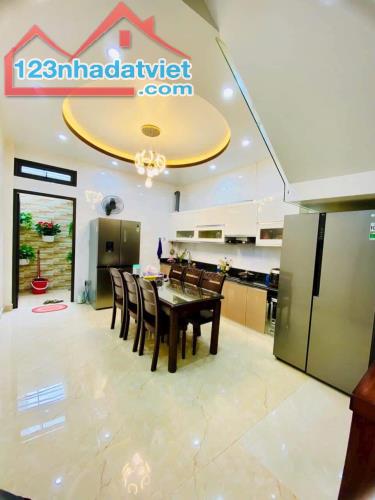 Chính chủ gửi bán nhà 4 tầng Full nội thất Mai Trung Thứ Hải An - 1