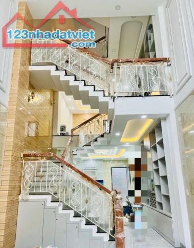 NHÀ MỚI 5 TẦNG - 68M2 - HẺM 8M THÔNG  - CHỈ HƠN 6 TỶ ,.  +Vị trí : Ngay lê văn quới, bv bì - 1