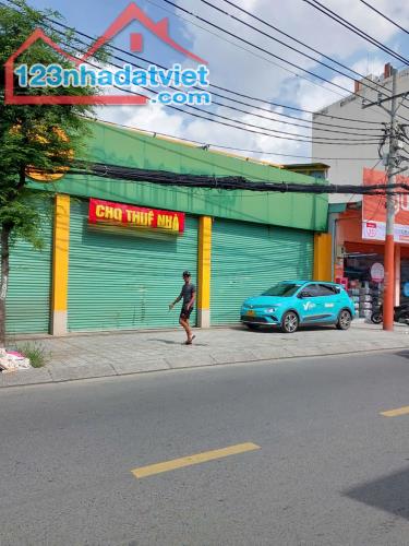Cần bán gấp MT Nguyễn Ảnh Thủ, DT 13.5m x 30m, đang HĐT 1.2 tỷ/năm, giá 36 tỷ TL - 1