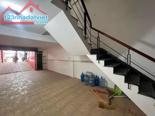 Bán Nhà Mặt Tiền đường Đồng Khởi đối diện Cây Xăng 25 Quân Đội, sát bên Bệnh Viện Đa Khoa - 2