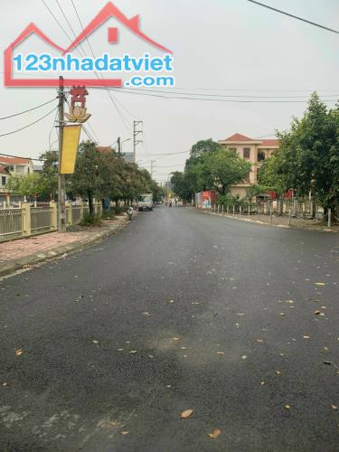 Bán nhà tự xây Đại Mỗ gần Tô Hữu xây 5 Tầng ,4P Ngủ, tiện ích tốt giá 4 tỷ - 5