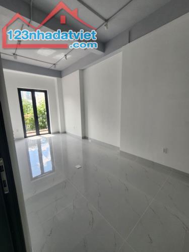 căn biệt thự đẹp thuê để ở hoặc kinh doanh 252m² Vinhomes Grand park - 2