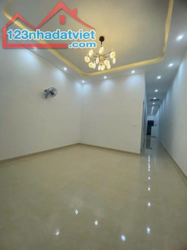 Cần bán nhà Đ.Hồ Văn Tắng, gần QL22, 5*30, 765trieu, SHR - 1