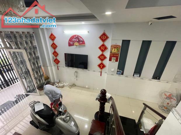 Nhà Mới 2 Tầng Đỗ Xuân Hợp 70m2 – Hẻm Xe Hơi– Gần Chợ - Phước Long A - Giá Nhỉnh 5T.x TL - 3