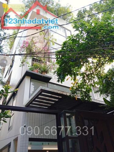 VILLA MINI GIỮA LÒNG PHÚ NHUẬN - HẺM SANG XE HƠI 7 CHỖ VÀO NHÀ 80M2 VUÔNG VỨC - NHÀ ĐẸP Ở - 1