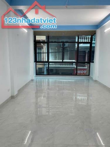 ao sen 40m mt4,3m 4 tầng thông sàn, KD bất chấp mọi loại hình dòng tiền ổn định - 2