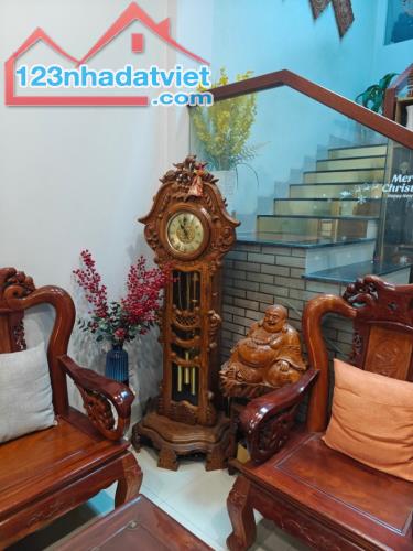 ♣ Nhà Kiệt nhựa 5m, Sát MT Nguyễn Hữu Thọ, 56.7m2, 3 tầng chắc đẹp, Hơn 4 tỷ - 2