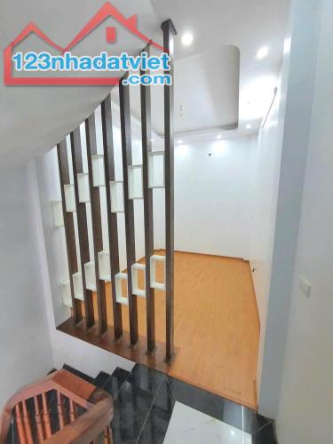 Bán Nhà 3 tầng DT 30m2 ô tô đỗ gần, ngay gần yên nghĩa hà đông  giá chỉ 3tỷ1, LH 0985439** - 2