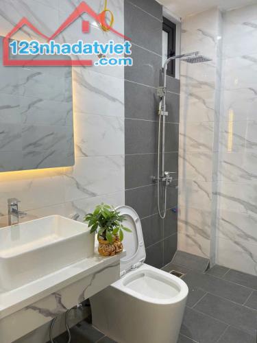 Bán nhà Hữu  Hòa,  Thanh Trì. DT 38mx5T. Ô tô tránh vài bước chân - 4