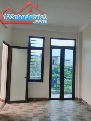 BÁN NHÀ 1.85 TỶ 3 TẦNG 55M2 NGÕ RỘNG TÔ HIẾN THÀNH - 4