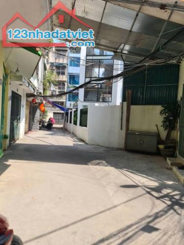 Bán nhà mặt ngõ Trương Định, diện tích 48m² x 4 tầng - 2