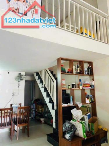 Bán Nhà gác Đúc, Sổ riêng, đất sạch ODT full hồng, KP9 phường Tân Phong - 2