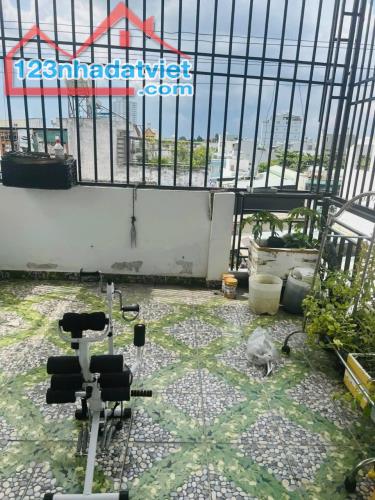 Bình Tân, Cạnh MT ô tô, 75M2, Nhà 4 tầng, rộng 5m, giá rẻ - 4