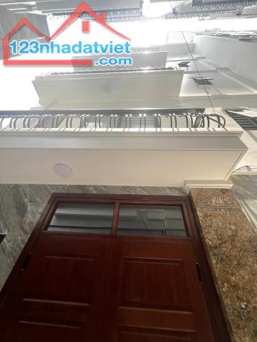 🏠Tòa CCMN Ngõ 87 Yên Xá 42m², 6 tầng, mặt tiền 7m, giá 6.8 tỷ 📞 HẰNG MINI