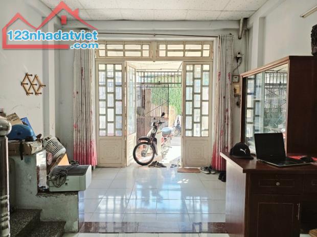 Nhà Trần Thị Cờ Thới An Quận 12 72m2 3 Phòng Ngủ Chỉ 3 Tỷ 8... - 2