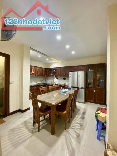 BÁN GẤP NHÀ ĐẸP KHU PHÂN LÔ GIẢNG VÕ DT56m2, Ô TÔ KINH DOANH - 1