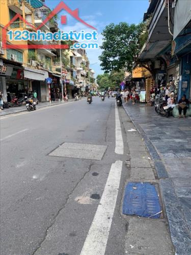 BÁN NHÀ MẶT PHỐ HÀNG ĐÀO - TRUNG TÂM PHỐ CỔ HÀ NỘI - 140M2 - GIÁ 135 TỶ