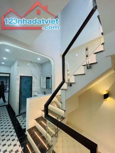 Nhà mới, ngõ 336 Nguyễn Trãi – 68m2x5T – 2 mặt thoáng trước sau – Giá 13 Tỷ - 2