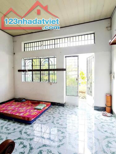 Nhà mặt tiền đường số 79 Tân Quy, Quận 7, khu kinh doanh sầm uất, DT 4.7 x18.7M. Giá 17 tỷ - 3