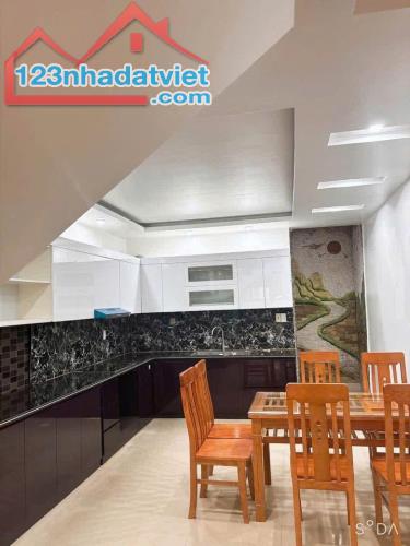 Nhà phân lô 193 Văn Cao - Đỗ Nhuận, 64m 4 tầng, ô.tô đỗ cửa, Giá 5.7 tỉ - 2