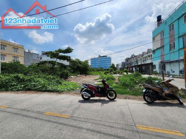 BÁN 2 MIẾNG ĐẤT 2.734m² LÔ GÓC 2MT MẶT TIỀN THẠNH LỘC 37 - VIEW KÊNH, Q12 GIÁ GIÁ MỚI 75 - 3