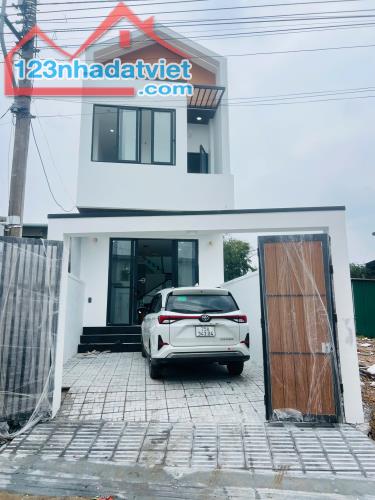 🏠🏠Nhà 2 tầng đổ 2 Tấm kiên cố, Gần Cầu Vượt, sát Dê quốc Kệ, cách Aeon Mall 1km.