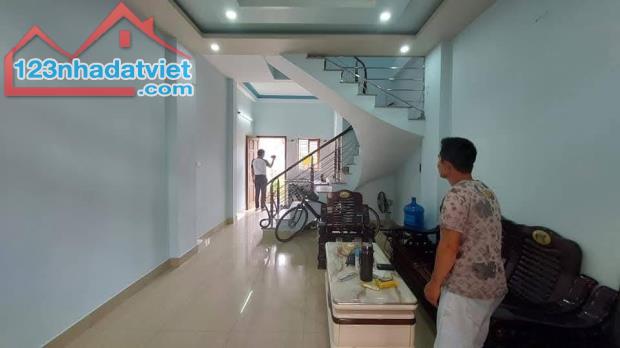 Bán nhà Đội Văn, Trại Chuối, Hồng Bàng. 2,15 tỷ. 3 tầng, 38m2. - 1