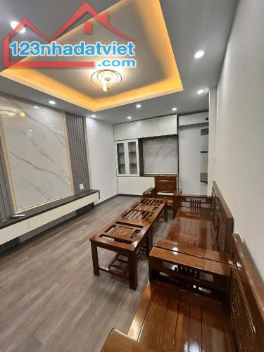 Bán nhà ngõ đẹp đường Quang Trung, Hà Đông: 35m2 x 5 tầng full nội thất chỉ hơn 6 tỷ - 1