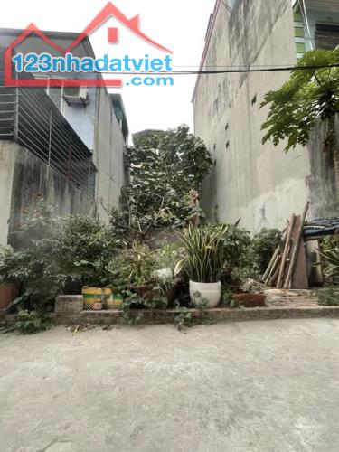 Bán Nhanh Lô Đất Đầu Tư 45m2 Phố Phúc Lợi Long Biên, Cạnh Vinhomes Riverside, Nhỉnh 5 Tỷ