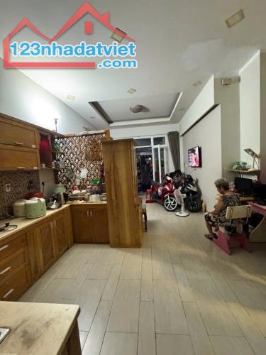 BÙI THẾ MỸ, TÂN BÌNH - 2 MẶT HẺM XE HƠI THÔNG - 3 TẦNG ĐÚC - 58M² - NHỈNH 6,7 TỶ 💸