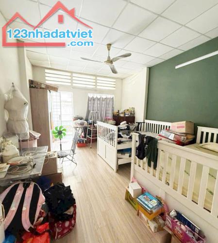 Nhà Mặt Tiền KD Đồng Đen, 2 tầng, Tân Bình, 4.3x19m, 80m2, nhỉnh 15 tỷ TL - 2