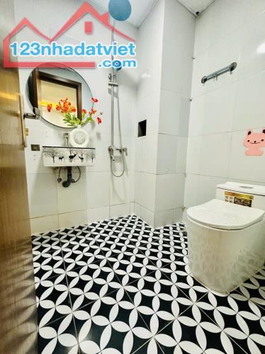 Bán gấp căn hộ nhận nhà ở ngay 2PN2WC tòa HH Linh Đàm - 5