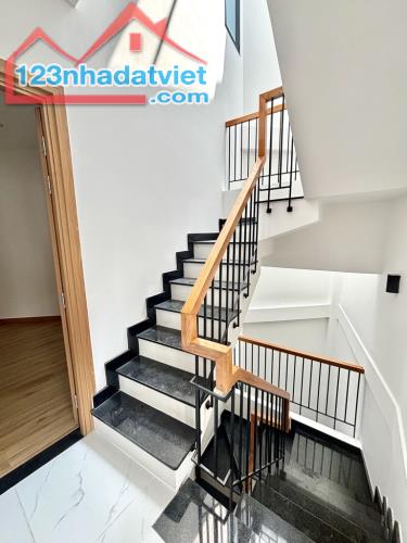 NGUYỄN VĂN NGHI - P7 - GÒ VẤP GIÁP BÌNH THẠNH - 5 X 10M - 4 TẦNG - 5 P.NGỦ - GIÁ 6,25 TỶ - 2