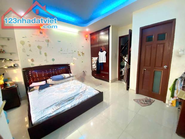 QUẬN 12, NGUYỄN THỊ KIỂU, NHÀ 1 XẸT, 63M2 NGANG 4.5M, 4 TẦNG, HẺM 5M, CHỈ 5.45 TỶ - 2