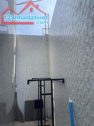 Bán nhà đẹp, diện tích lớn, hẻm xe hơi Phạm Thế Hiển p5 Q8, 4 tầng 5PN, 6WC, ngang lớn 5m - 5