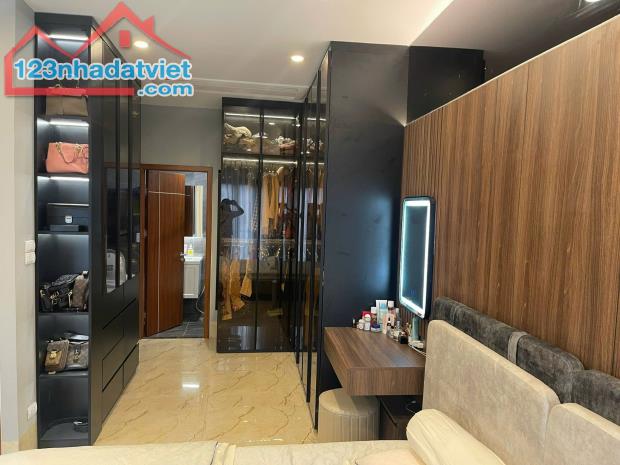 NHÀ 66M2*6T GIẢI PHÓNG, NGÕ Ô TÔ, 2 MẶT THOÁNG, 8 PHÒNG NGỦ - 4